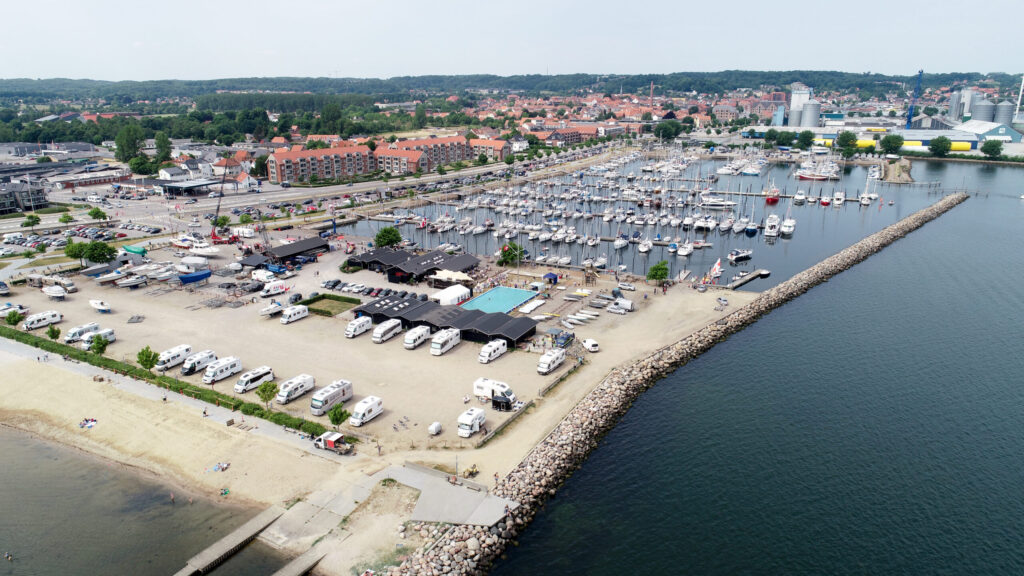 © Luchtfoto Aabenraa Sejl Club Camperplads ACR.dk